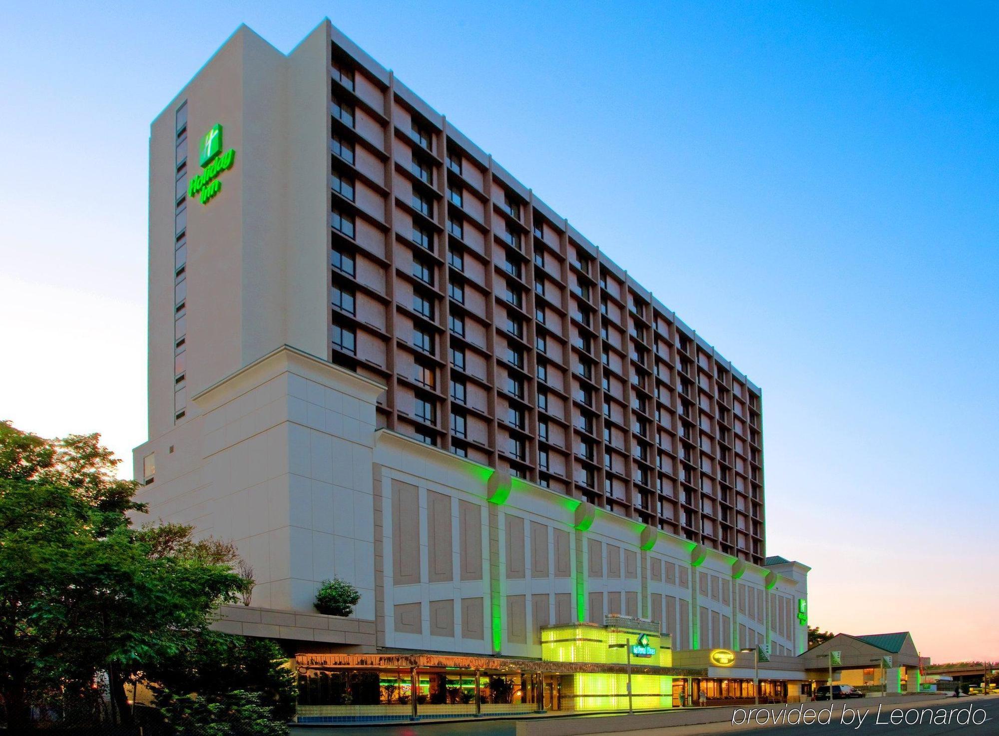 Holiday Inn National Airport/Crystal City By Ihg Arlington Exterior foto